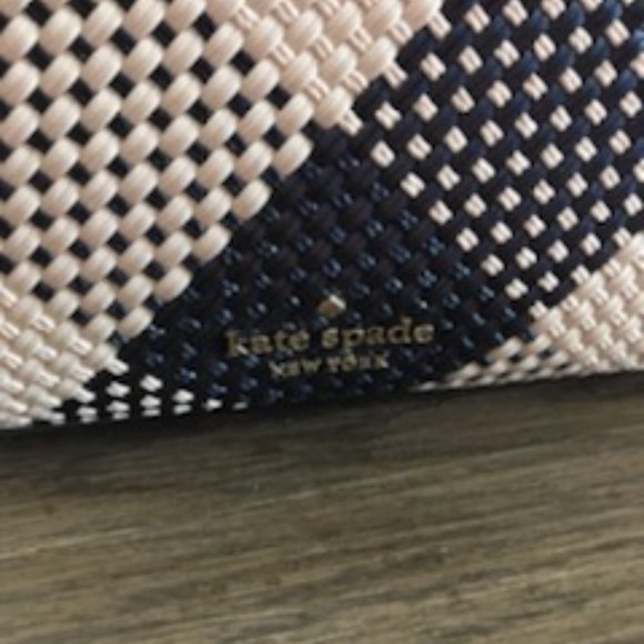 KATE SPADE NWT Gingham Woven Straw Clutch/Crossbody in Navy Blue & Ivory Alexia - Picture 7 of 16